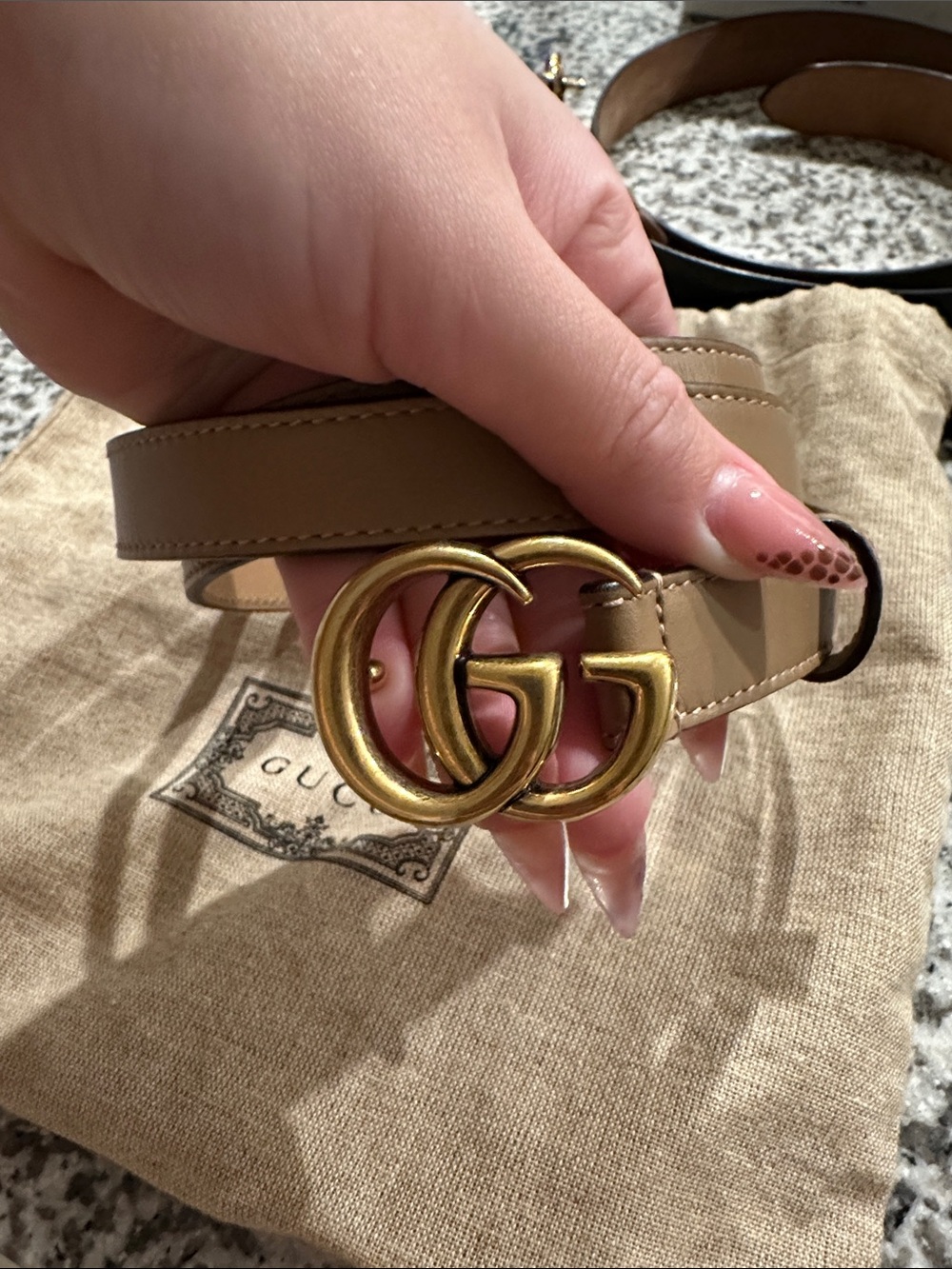 Gucci Leather Belt with Double G Gold Buckle 75 size - Picture 2 of 3